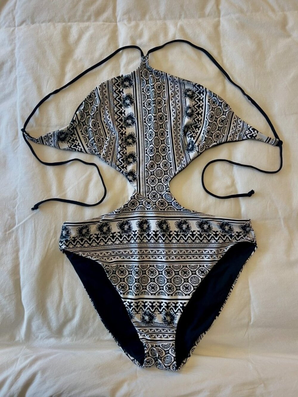 Tropik Reversible Monokini One-Piece Swimsuit M Black White NWT